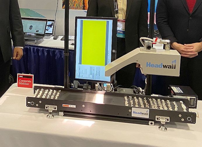 Vision System Demo at Tradeshow with Mini-Mover Lite Series Conveyor